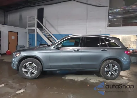2018 Mercedes-Benz Glc 300 4Matic from USA, damaged, VIN WDC0G4KB6JV092411